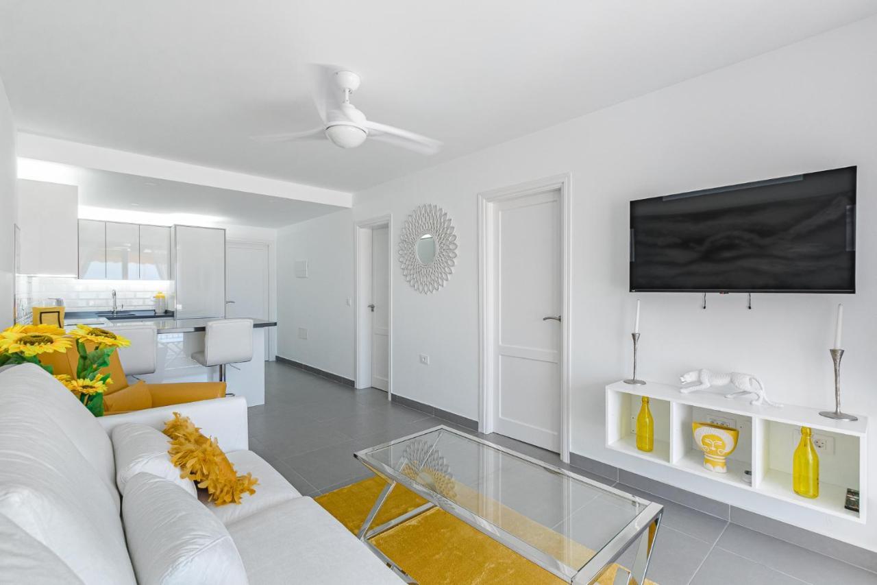 Buenavista Sunflower Apartment In Playa La Arena Puerto de Santiago  Exteriér fotografie