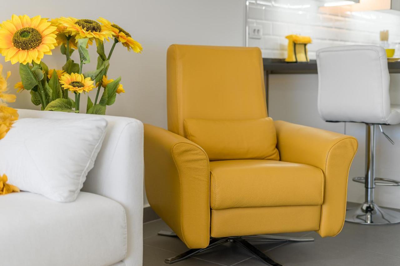 Buenavista Sunflower Apartment In Playa La Arena Puerto de Santiago  Exteriér fotografie