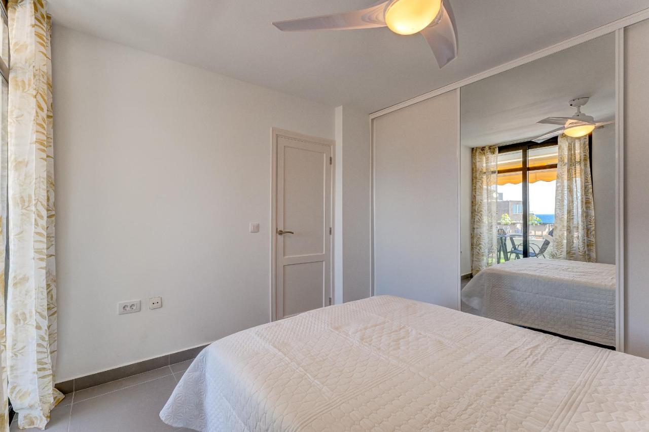 Buenavista Sunflower Apartment In Playa La Arena Puerto de Santiago  Exteriér fotografie
